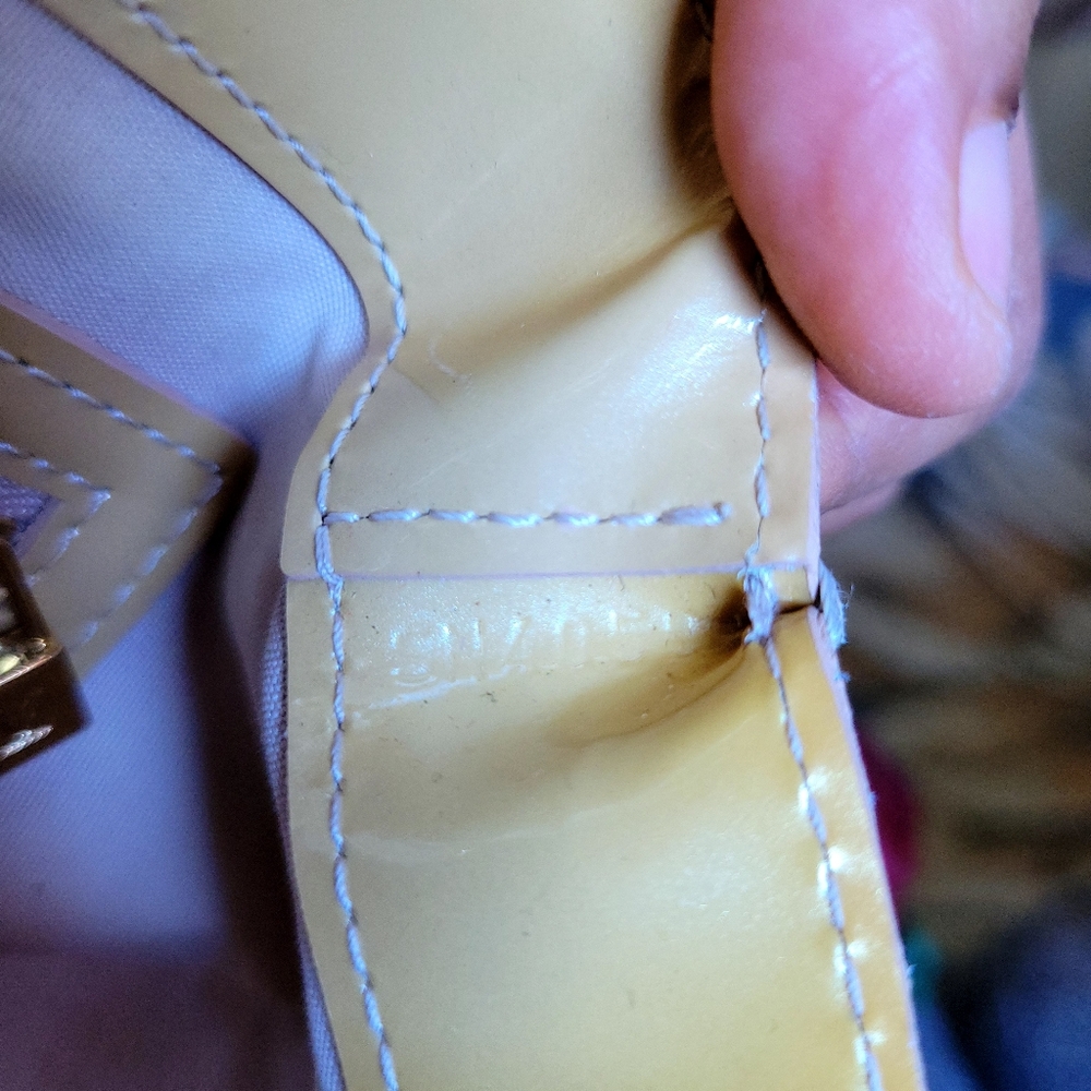 Louis Vuitton Wilshire Vernis Bag - Picture 5 of 12